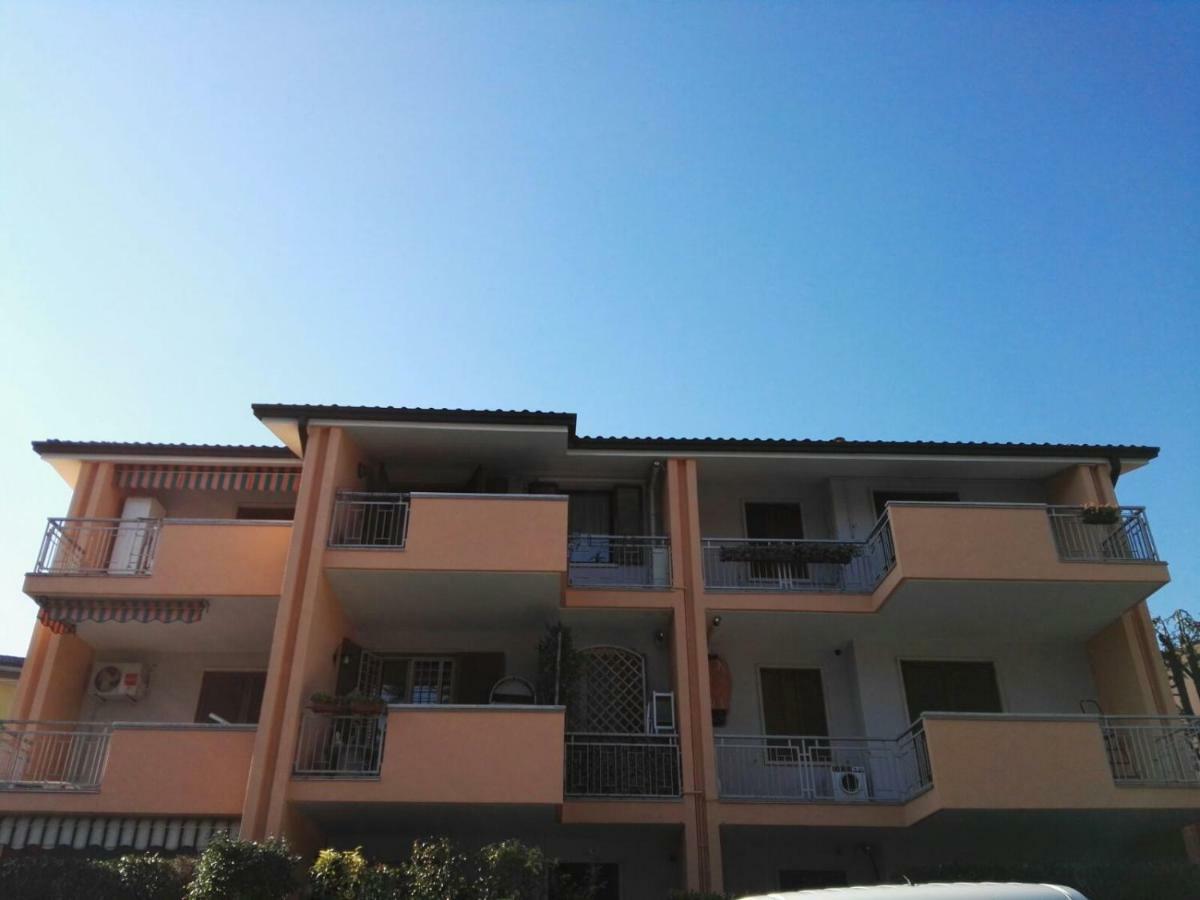 Casa Piti Apartment Peschiera del Garda Bagian luar foto